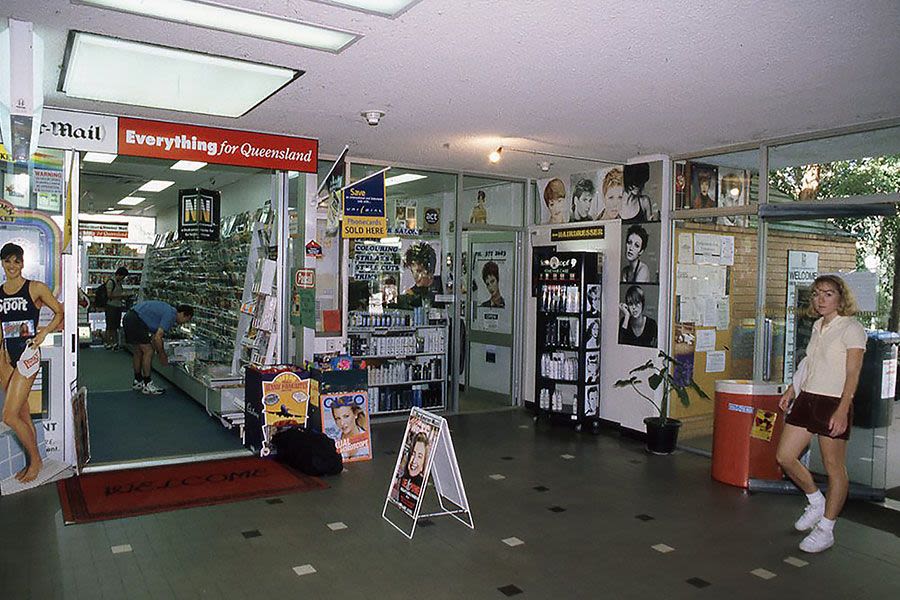 Students shopping at the St Lucia campus in 2000.