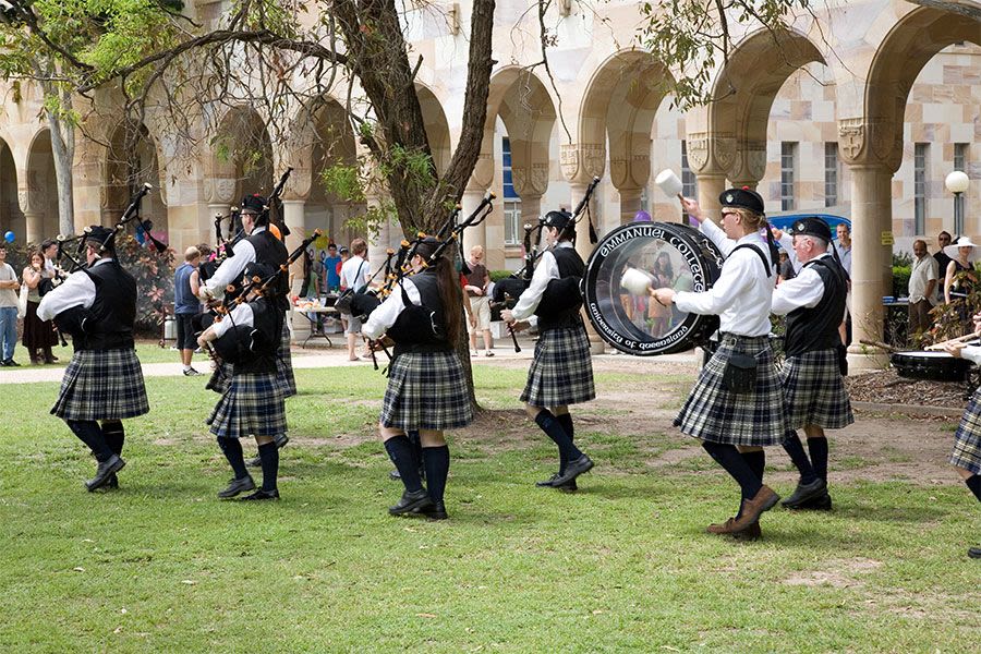 The Emmanuel College Highlanders at The University of Queensland perform during O-Week in UQ's Great Court in 2007.
