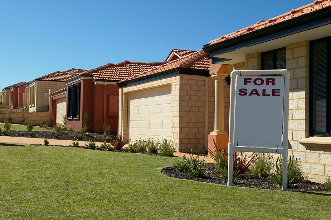 An image of a house for sale.
