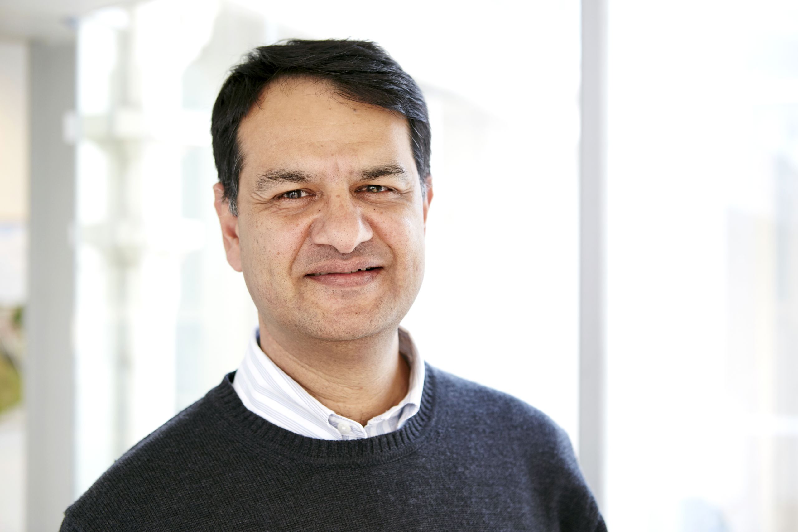 An image of 2021 ES Meyers Memorial Lecture guest speaker Dr Vijay Roach.