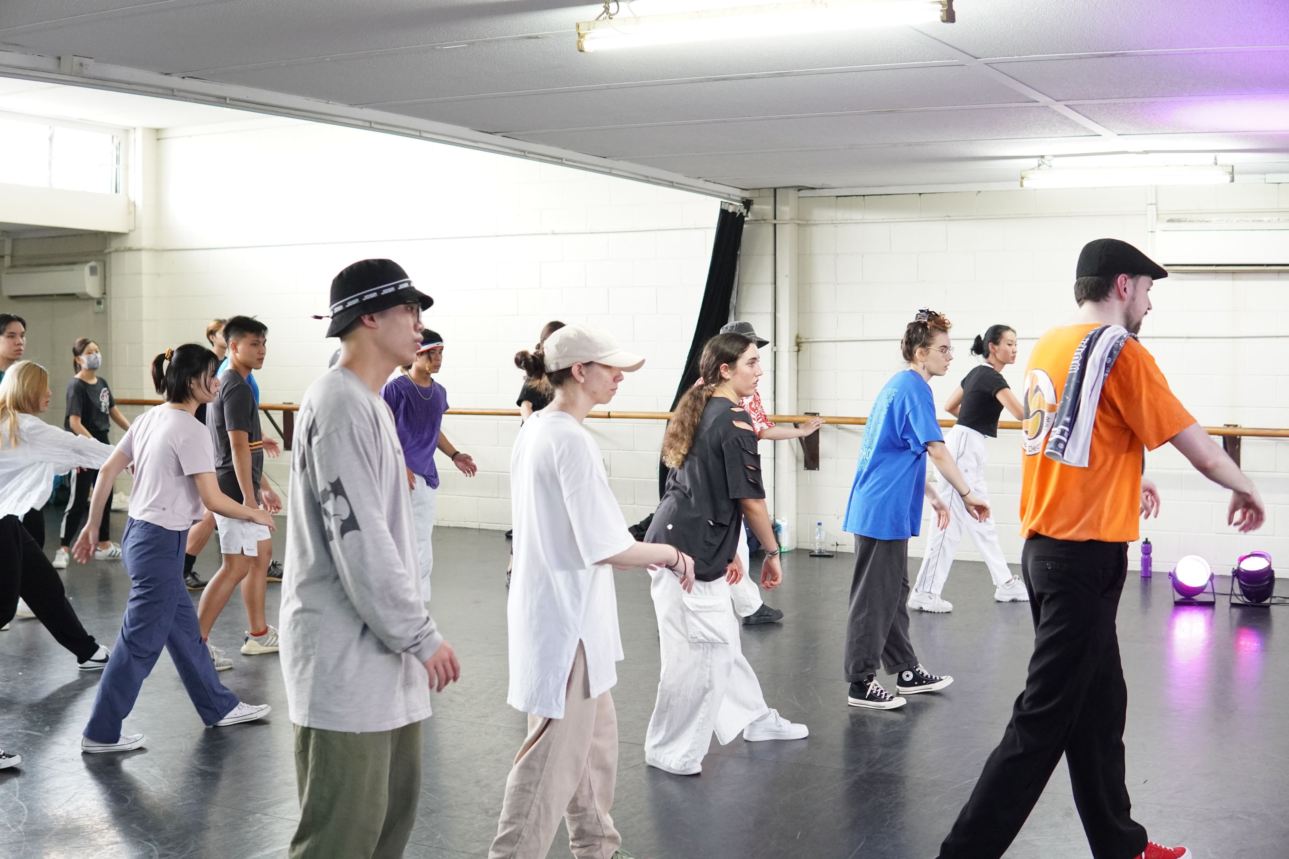 Hip hop dancers