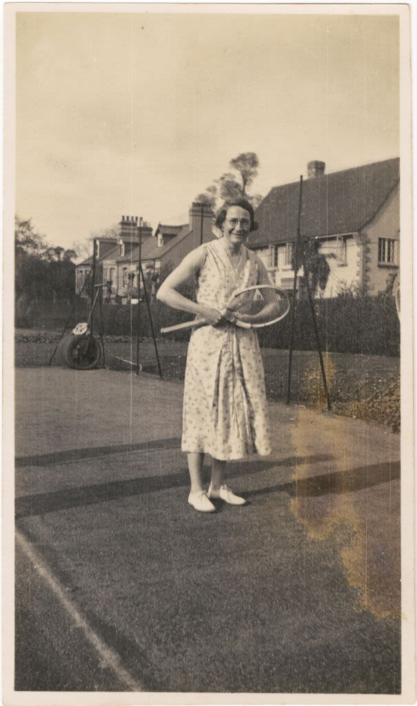 Dorothy Hill playing tennis in 1932