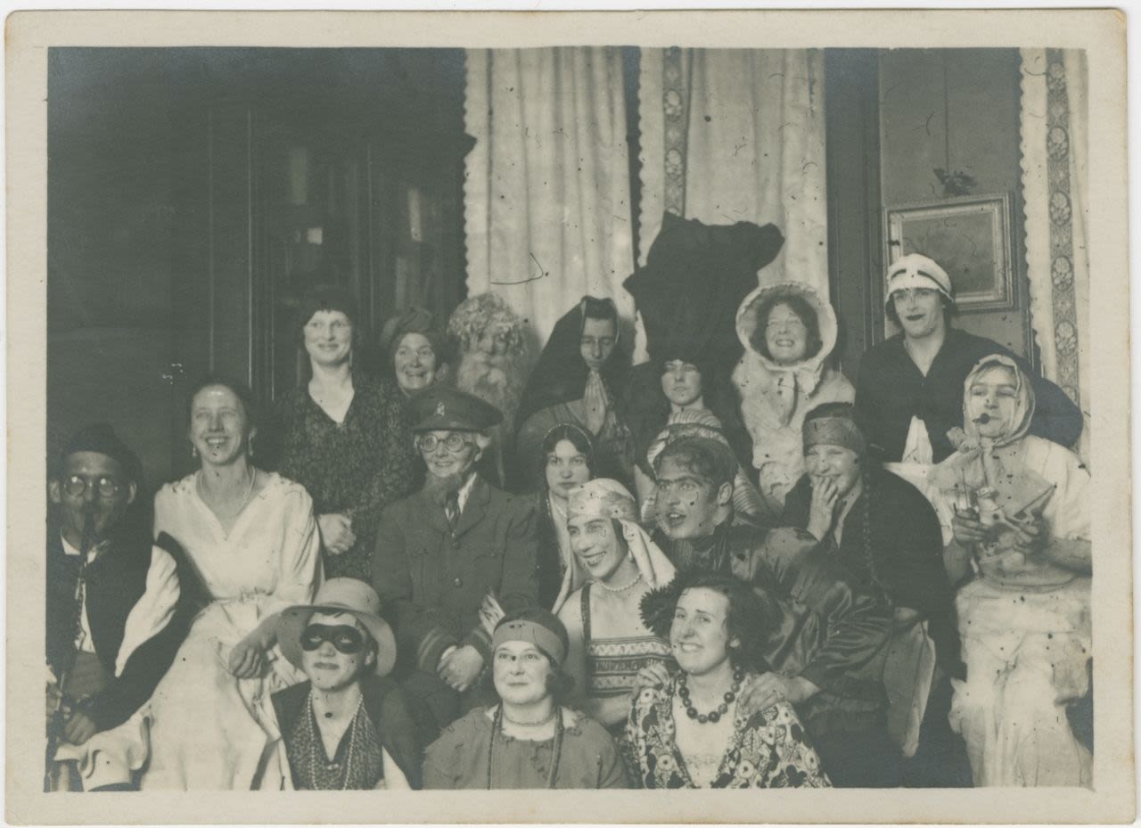 Dorothy Hill at 1928 party
