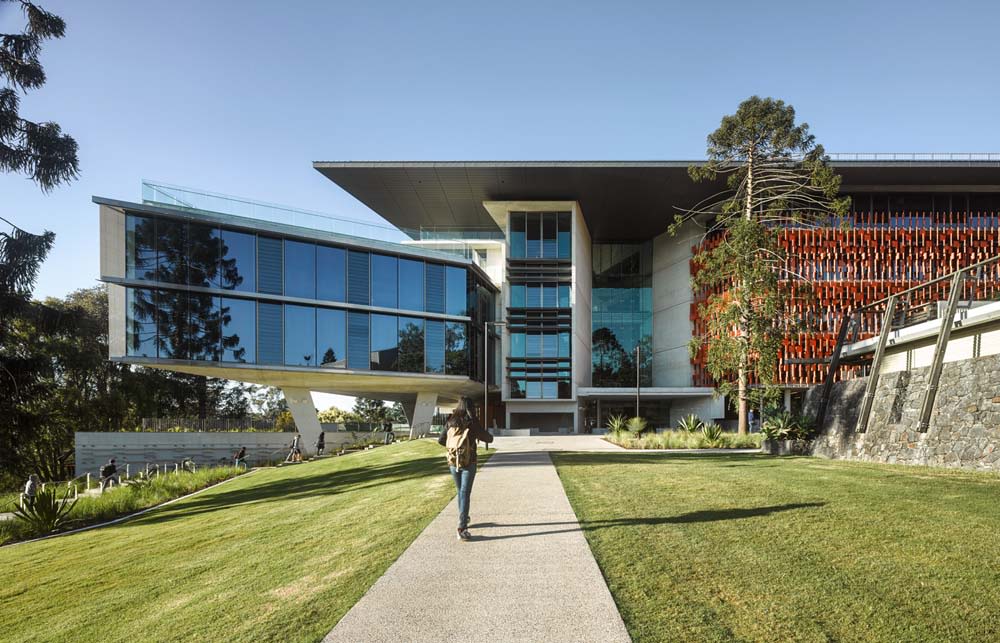 UQ's Advanced Engineering Building