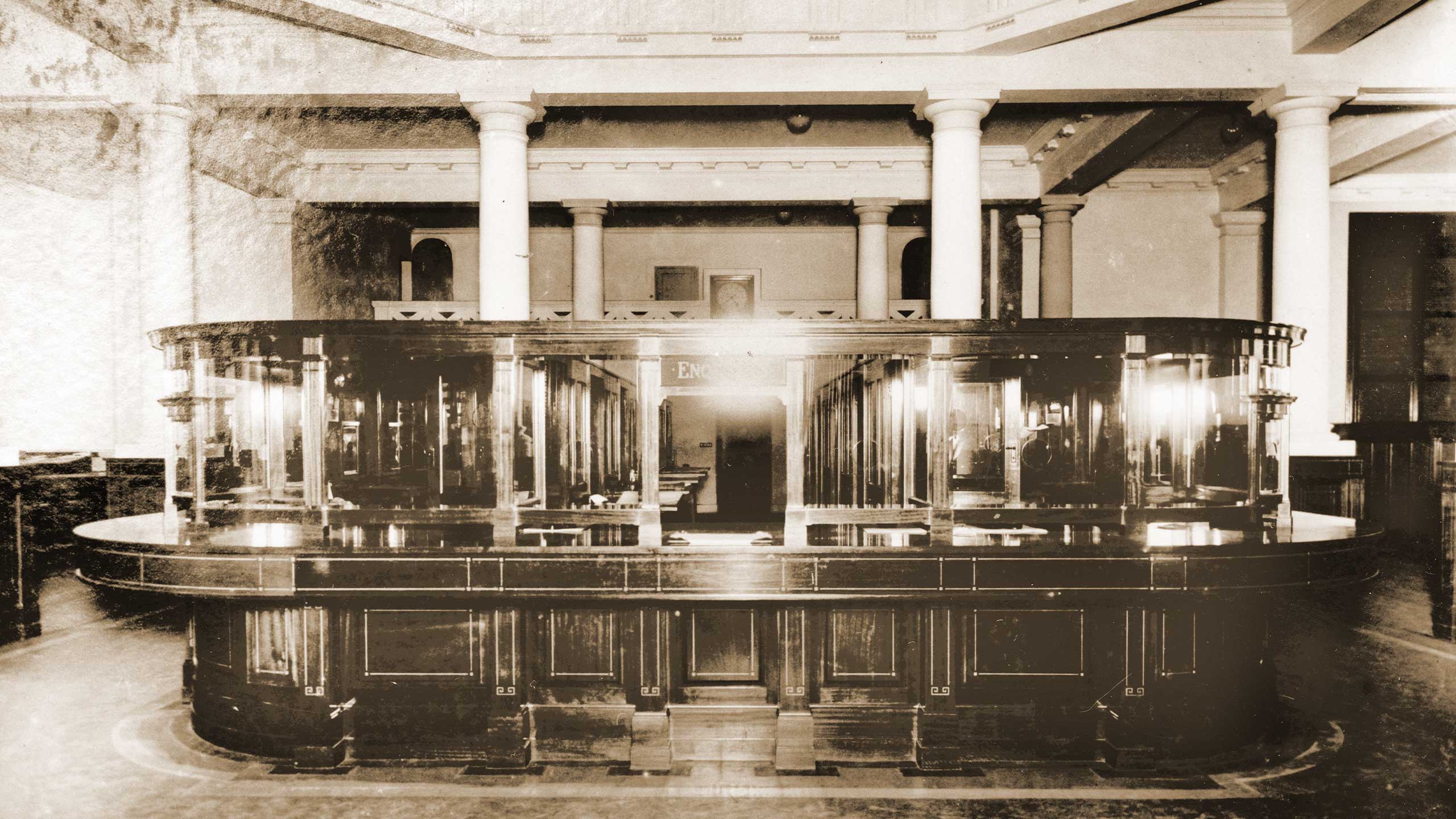 An image of the teller's counter inside the Queensland National Bank in 1922. Image courtesy of National Australia Bank