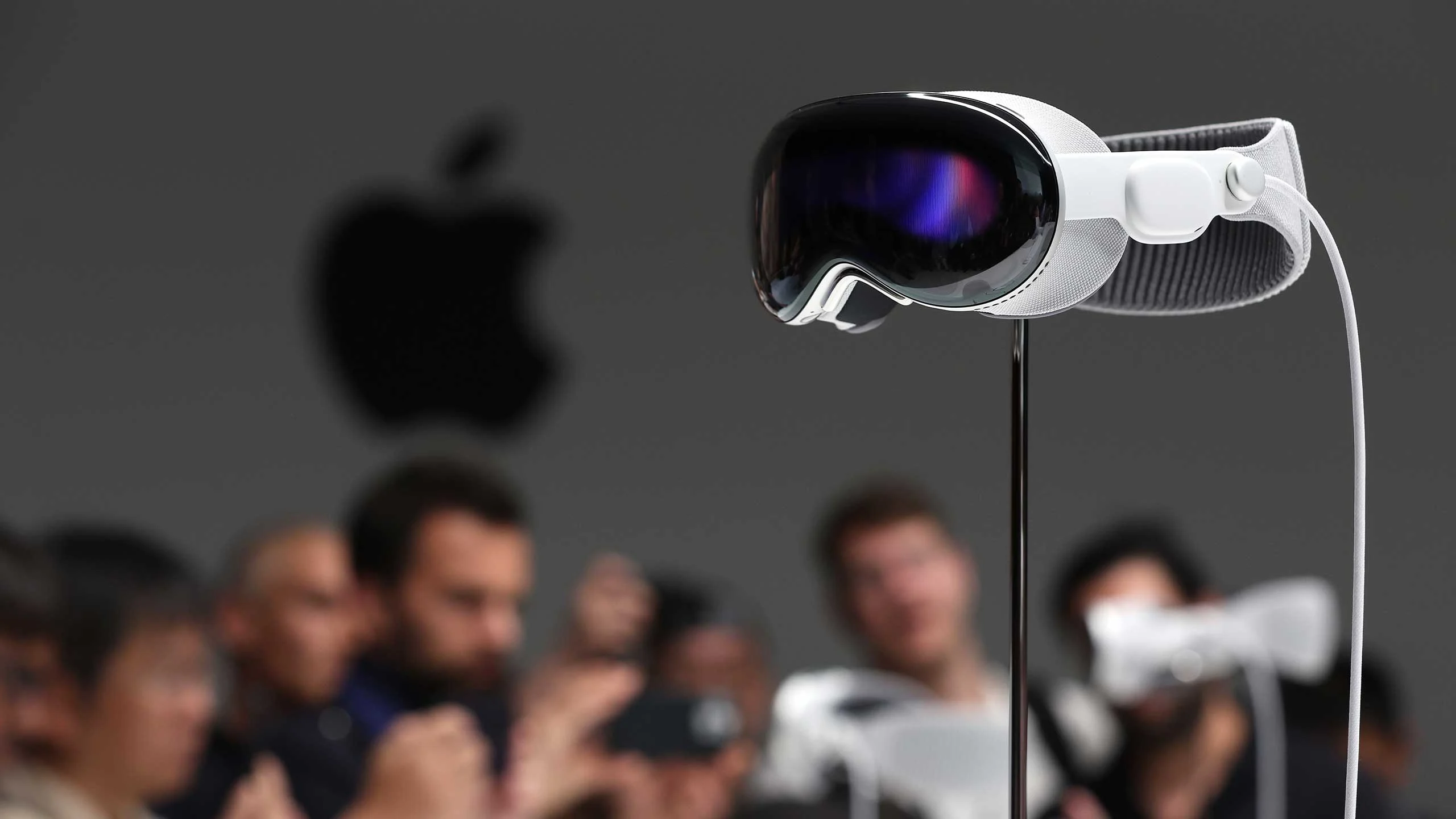 Apple's new Vision Pro mixed reality headset. Image: Jeff Chiu/AP