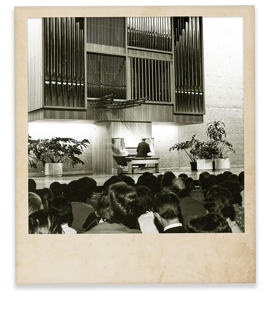 The opening organ recital at Mayne Hall by Robert Boughen on 1 June 1976.