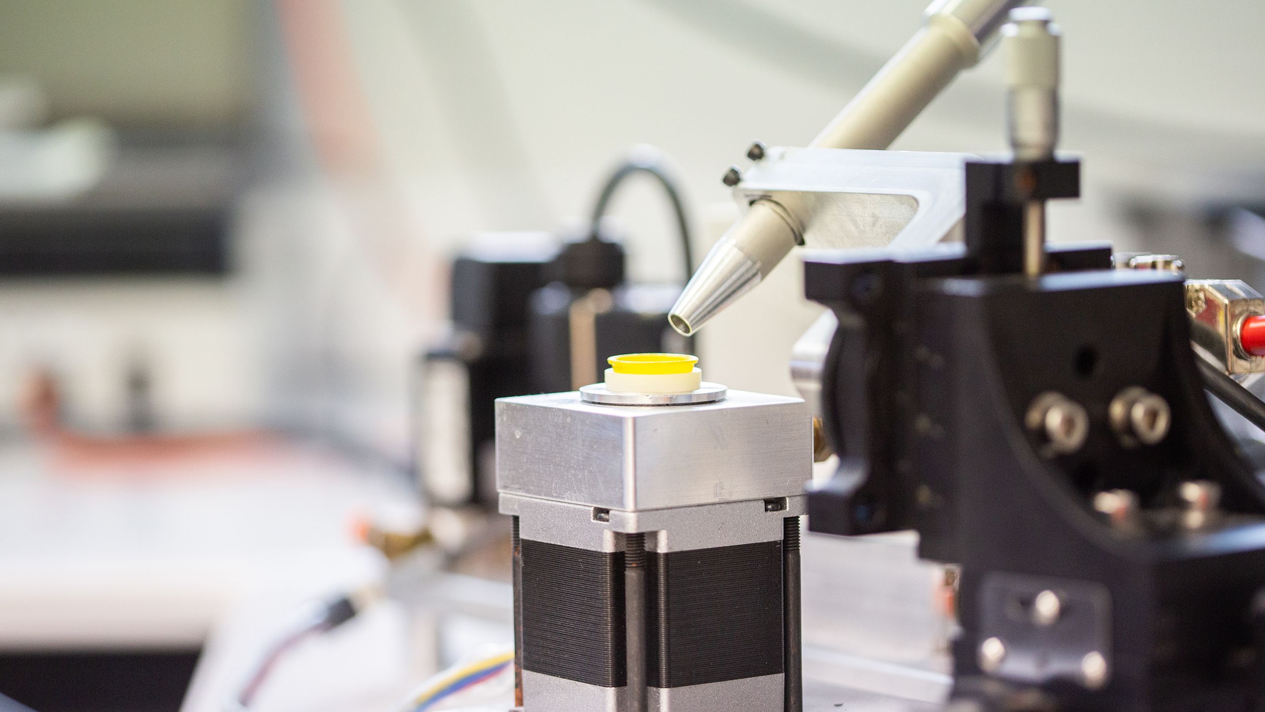 Laboratory equipment