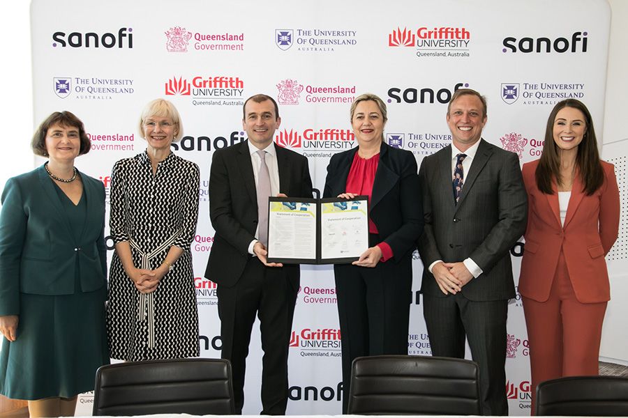 Griffith University Vice-Chancellor Professor Carolyn Evans, UQ Vice-Chancellor Deborah Terry, Sanofi's Dr Jean-Francois Toussaint, Premier Annastacia Palaszczuk, Deputy Premier Steven Miles, and Minister for Science Meaghan Scanlon